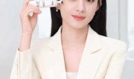 元气少女吃瓜照片,揭秘校园生活甜蜜瞬间