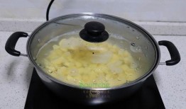 红薯吃哈密瓜,营养美味两不误