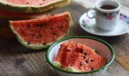 吃瓜冒粉水,揭秘瓜果界的奇妙现象