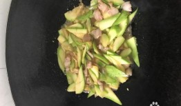 吃瓜网云南丽江,瓜田里的古城风情