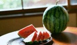 瓜哥带你吃瓜山山寨物品,揭秘神秘物品背后的传奇故事