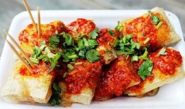 大瓜头吃臭豆腐,吃臭豆腐的奇妙之旅