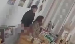 高校情侣吃瓜视频,校园爱情故事大揭秘