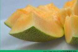哈密瓜能和梨吃吗,美味还是禁忌？